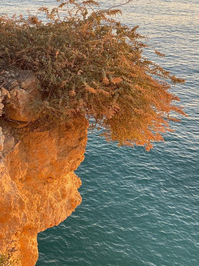 Апартаменты Carvoeiro Sol Seafront Экстерьер фото